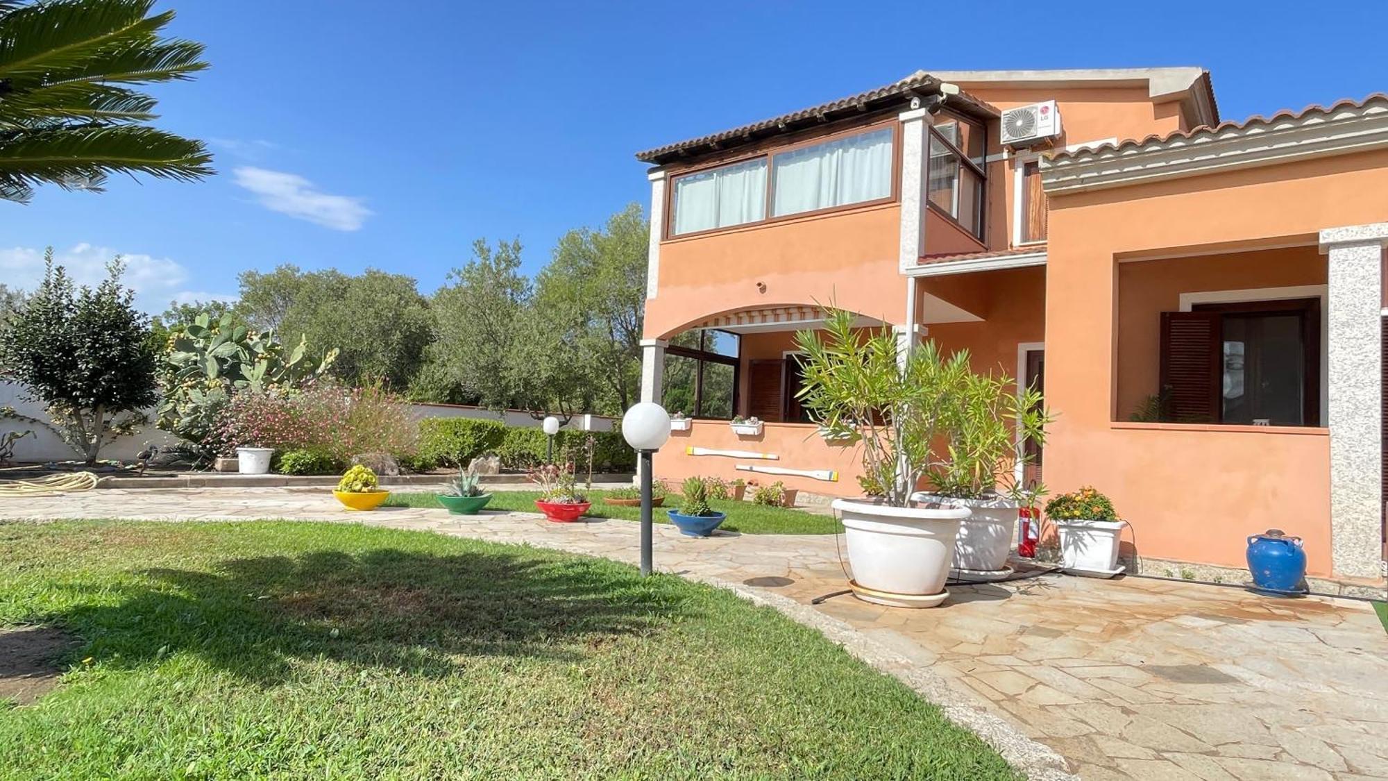 Sardegna - Villa Mirto & Flowers Olbia Kültér fotó